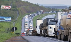 CAMINHONEIROS - Diminuem os bloqueios nas rodovias federais, diz PRF